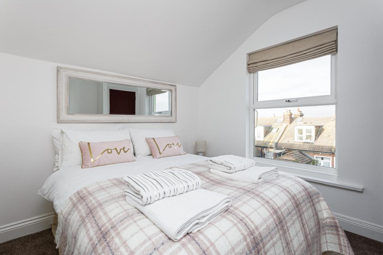 Luxury Granada Apartments - 1 & 2 Bed Flats W Free Parking Perfect For Contractors, Students Near The Beach Portsmouth Exteriér fotografie