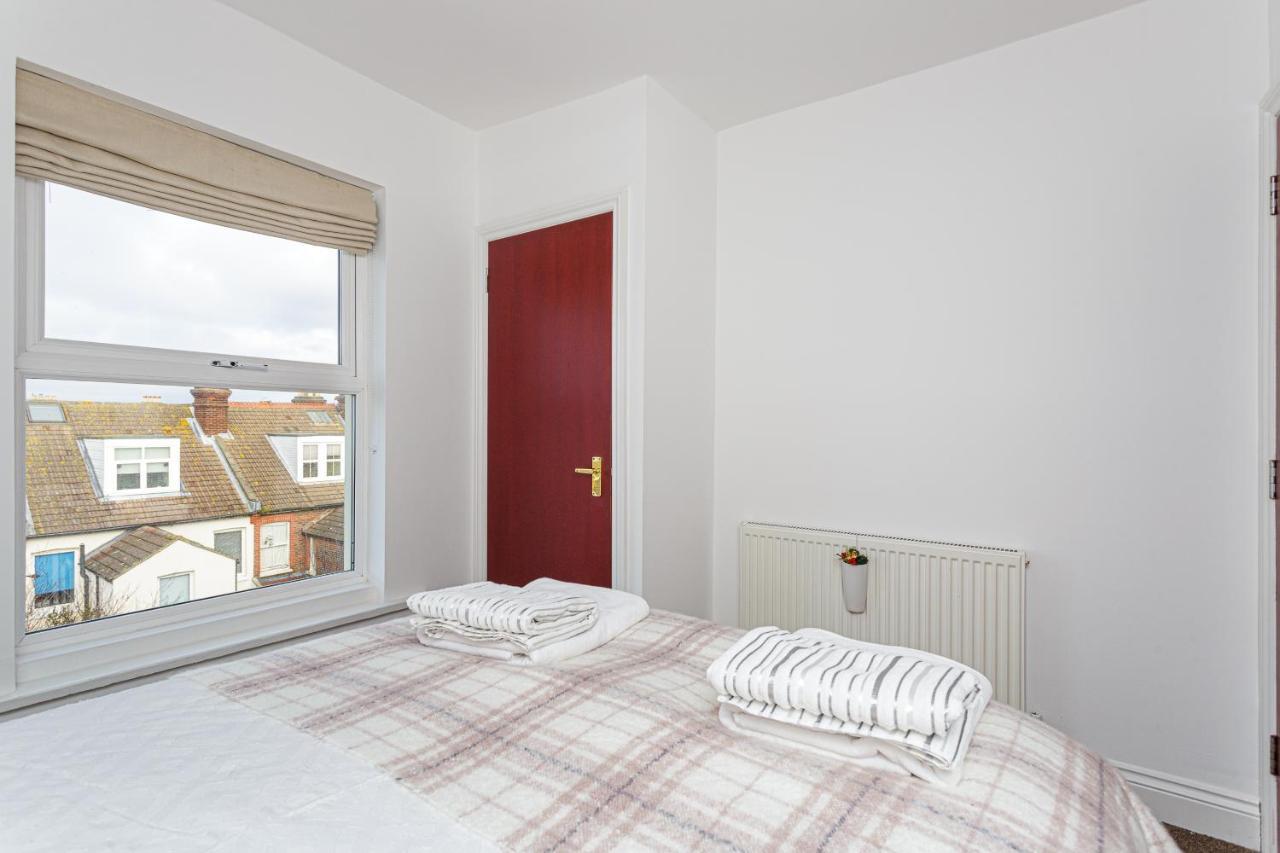 Luxury Granada Apartments - 1 & 2 Bed Flats W Free Parking Perfect For Contractors, Students Near The Beach Portsmouth Exteriér fotografie