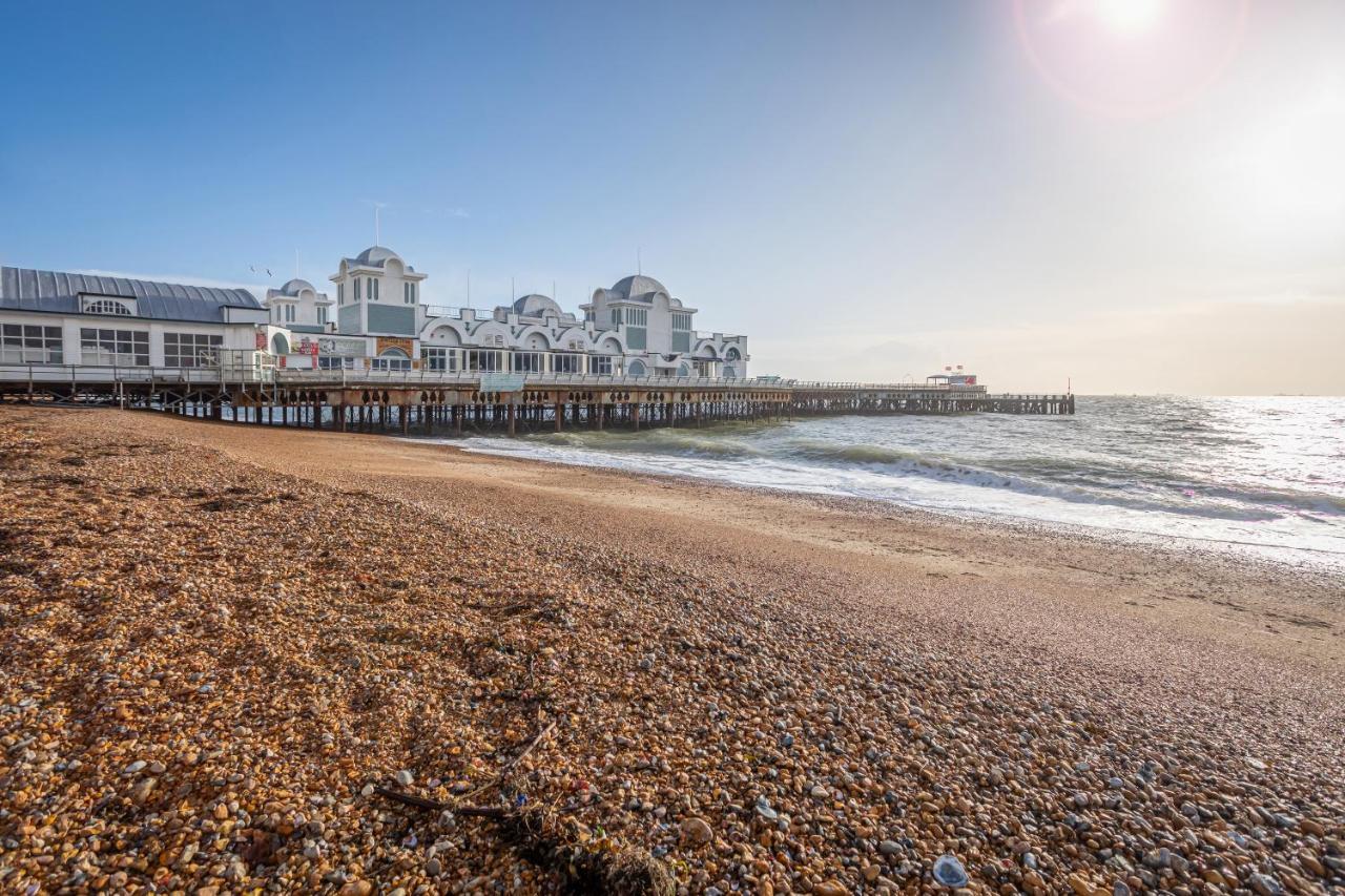 Luxury Granada Apartments - 1 & 2 Bed Flats W Free Parking Perfect For Contractors, Students Near The Beach Portsmouth Exteriér fotografie